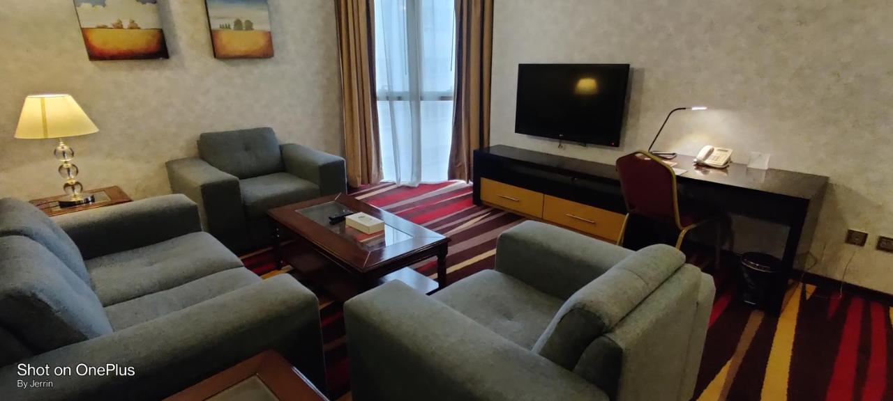 Nehal Hotel Abu Dhabi Bagian luar foto