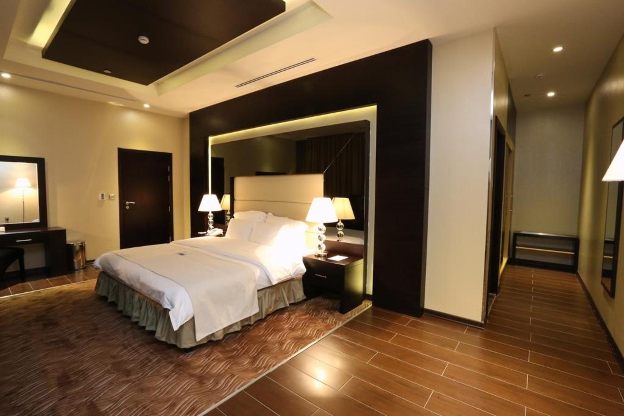 Nehal Hotel Abu Dhabi Bagian luar foto