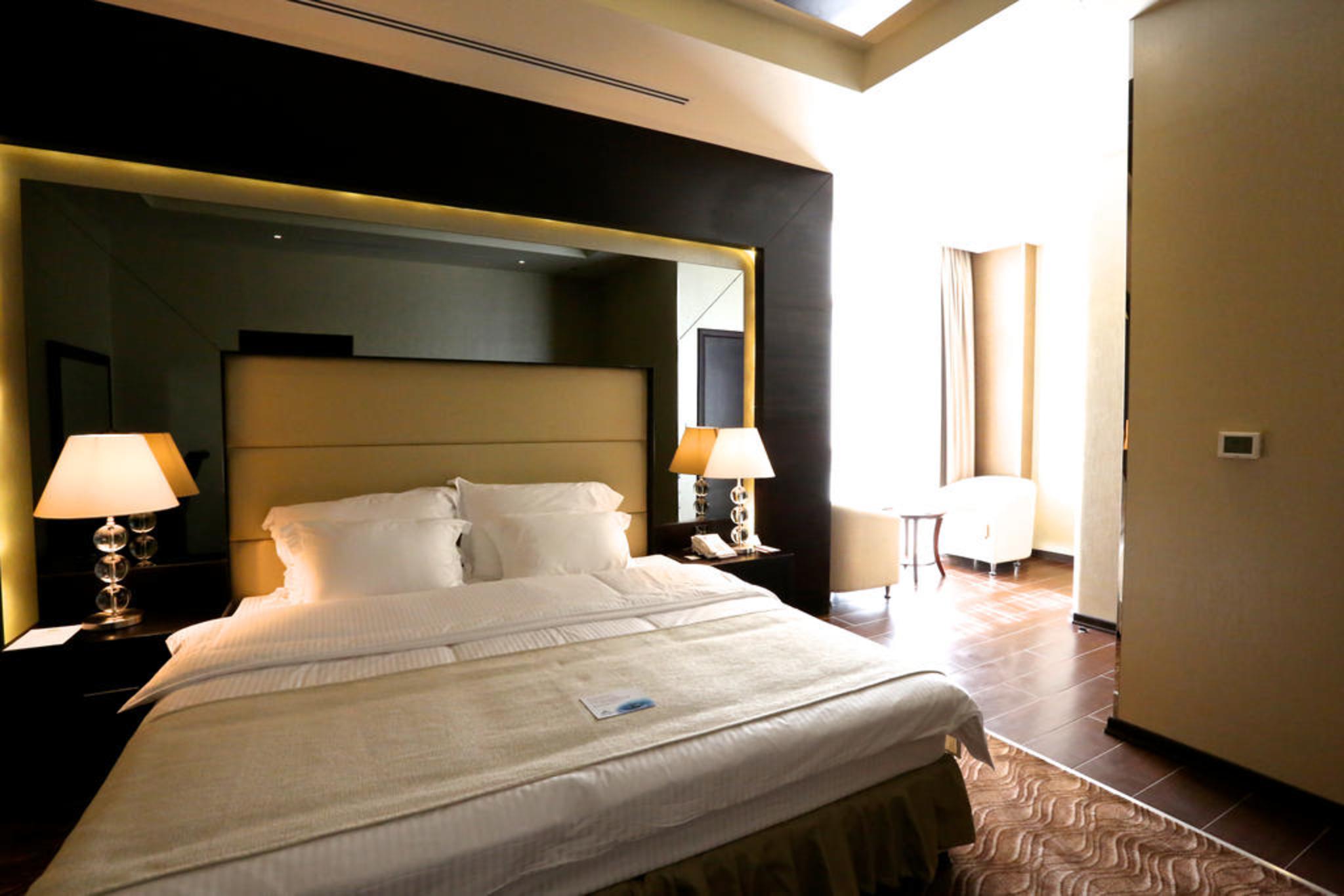 Nehal Hotel Abu Dhabi Bagian luar foto