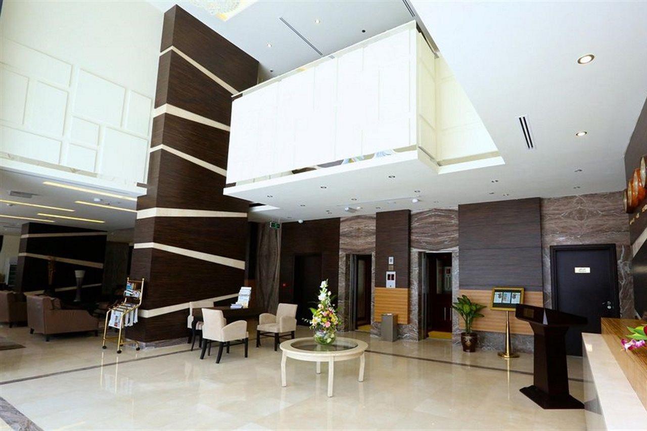Nehal Hotel Abu Dhabi Bagian luar foto